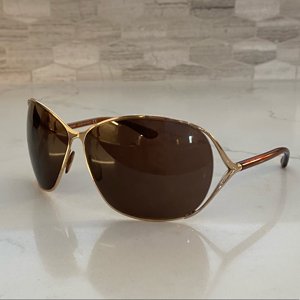 Tom Ford ‘Anjelica’ Sunglasses